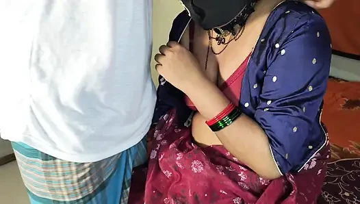 Desi Stepmom Fuck by her stepSon on the bedroom My Sexy Stepmom  Fuck by me Whole she working on the  full part  Bangali Vira