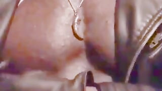 Verbalna igra s velikim mišićima i sesija pušenja