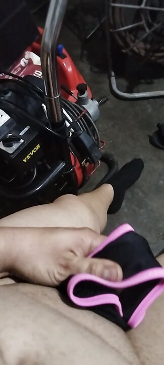 Comforting my virgin penis with my ex-girlfriend's panties