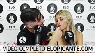 Avril Pilot mostra como ela chupa o pau com elo podcast