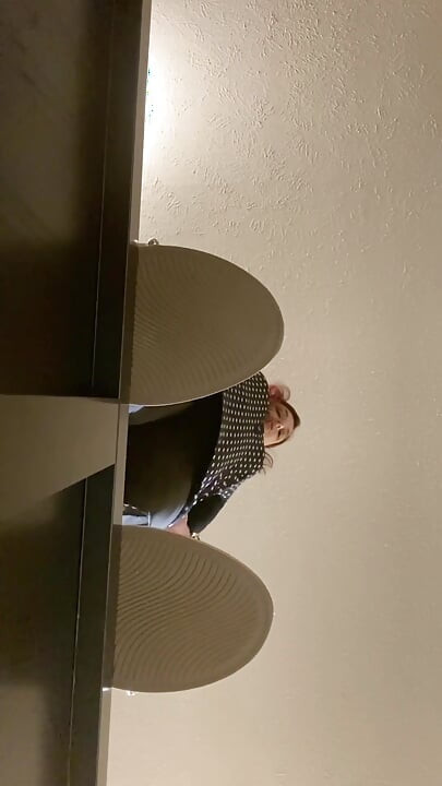 Hängen am Gebläse - wird diese BBW ihre Finger stampfen, damit Sie fallen?