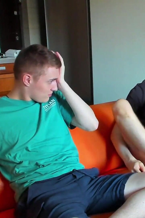 الديك الكبير 23 سم الحصول على قرنية من يد أليكس!