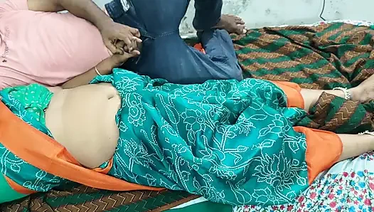 Step Sister and I Were Relaxing on the Bed When He Was Shocked to Think That I Suddenly Wanted to Have Sex with Him.