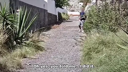 ALLEY adventure, three cocks for me in an alley. A voyeur, an exhibitionist, and the photographer give me their dicks on an hide