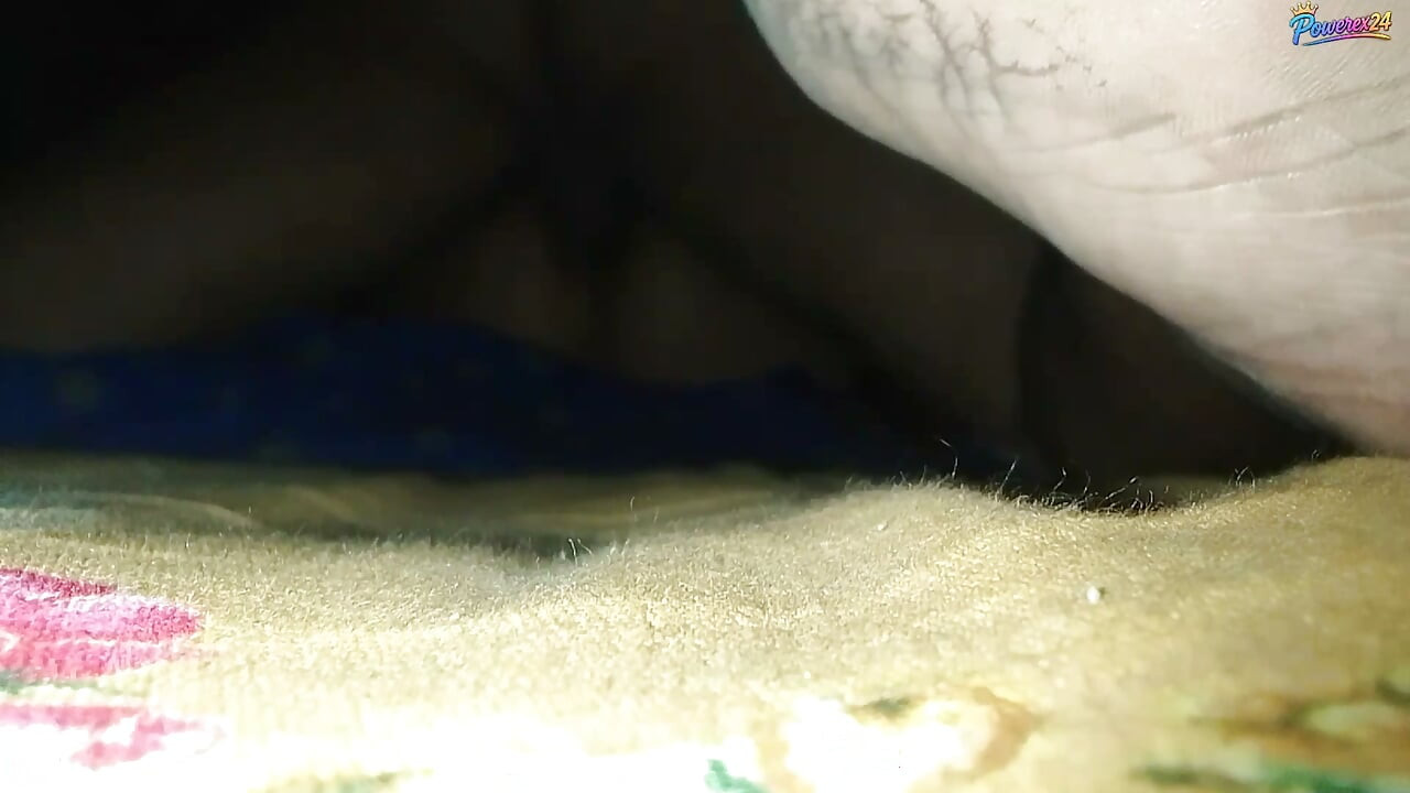 Bangladeshi couple hot sex in bedroom