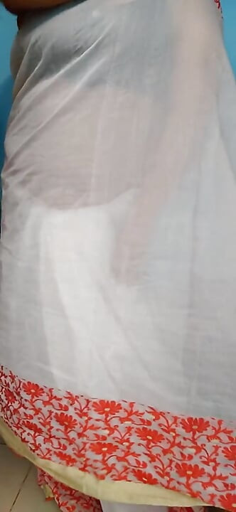 힌디어 핫한 엄마 Saree 오픈 비디오 핫
