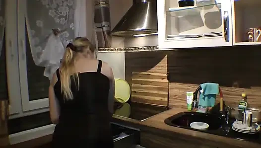 Cumshot Di Kacamata MILF