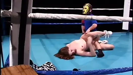 Midget wrestler gets fucked and rode by the brunette babe