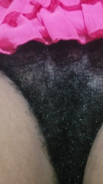 Hairy Star Delivers a Bold and Sensual Performance with Natural Allure, Confident Energy and Intense Intimate Chemistry | Clip 1
