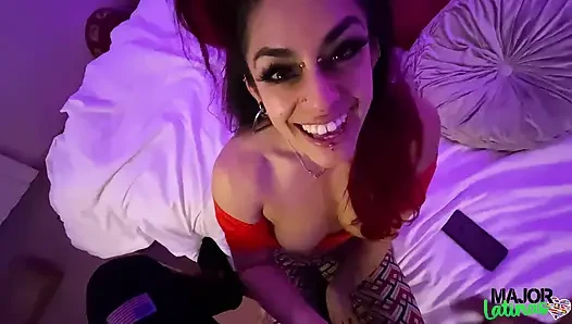 Ateşli latin yüzüne boşalana kadar Rome Majors'ın büyük zenci emiyor