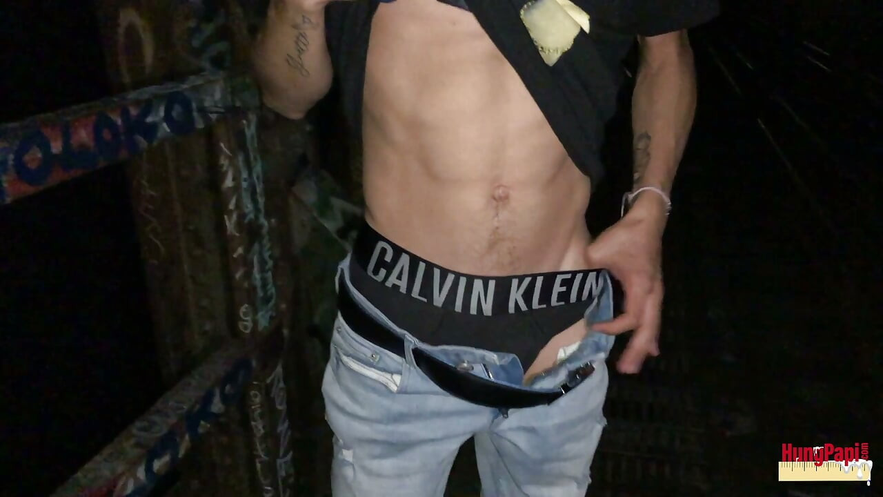 Uncut Cum Shower Solo Jerk off