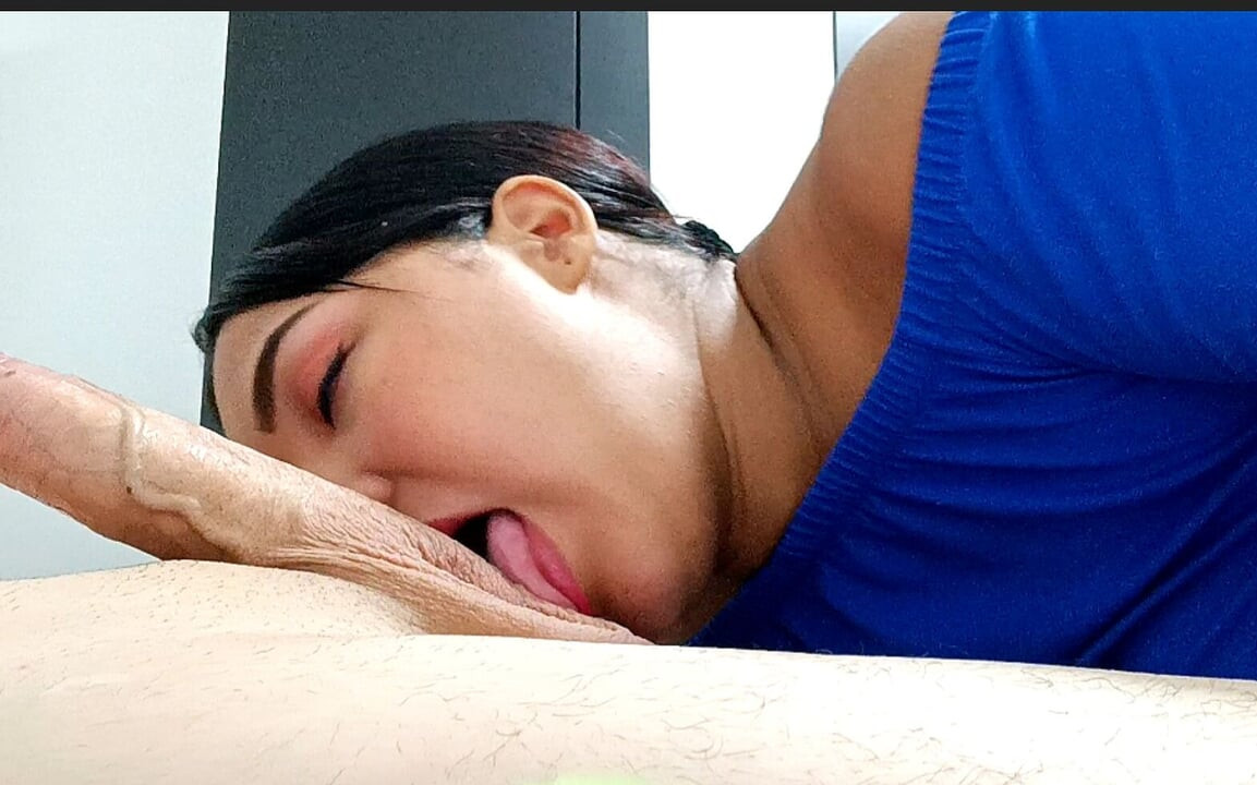 우리 모두는 이 일을 하라고 권유하는 의붓여친이 필요합니다.