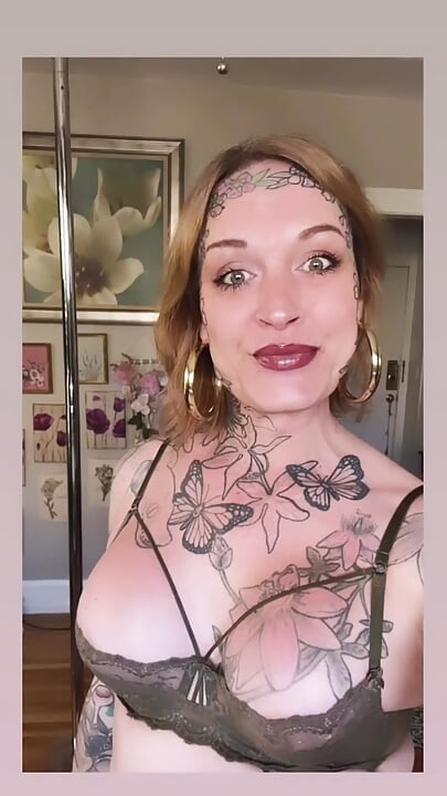Ts Diana Deelight Beauty Compilation..just shots of me lookin pretty.