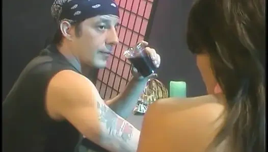 Face Sitting Young Asian Girl Loves to Get a Big Load Blown on Her Cute Tummy