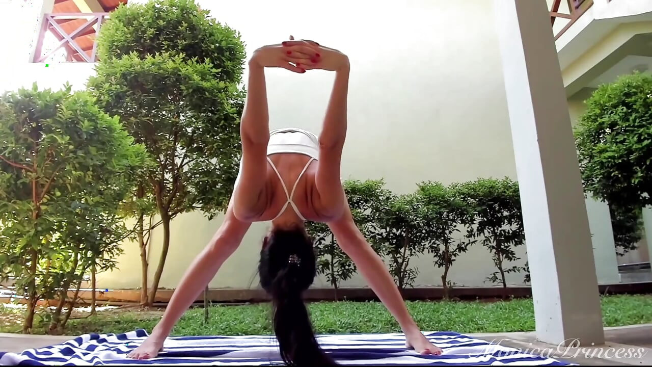 Sensual Yoga Flow: Αγκαλιάστε την τέχνη της ισορροπίας και της επιθυμίας