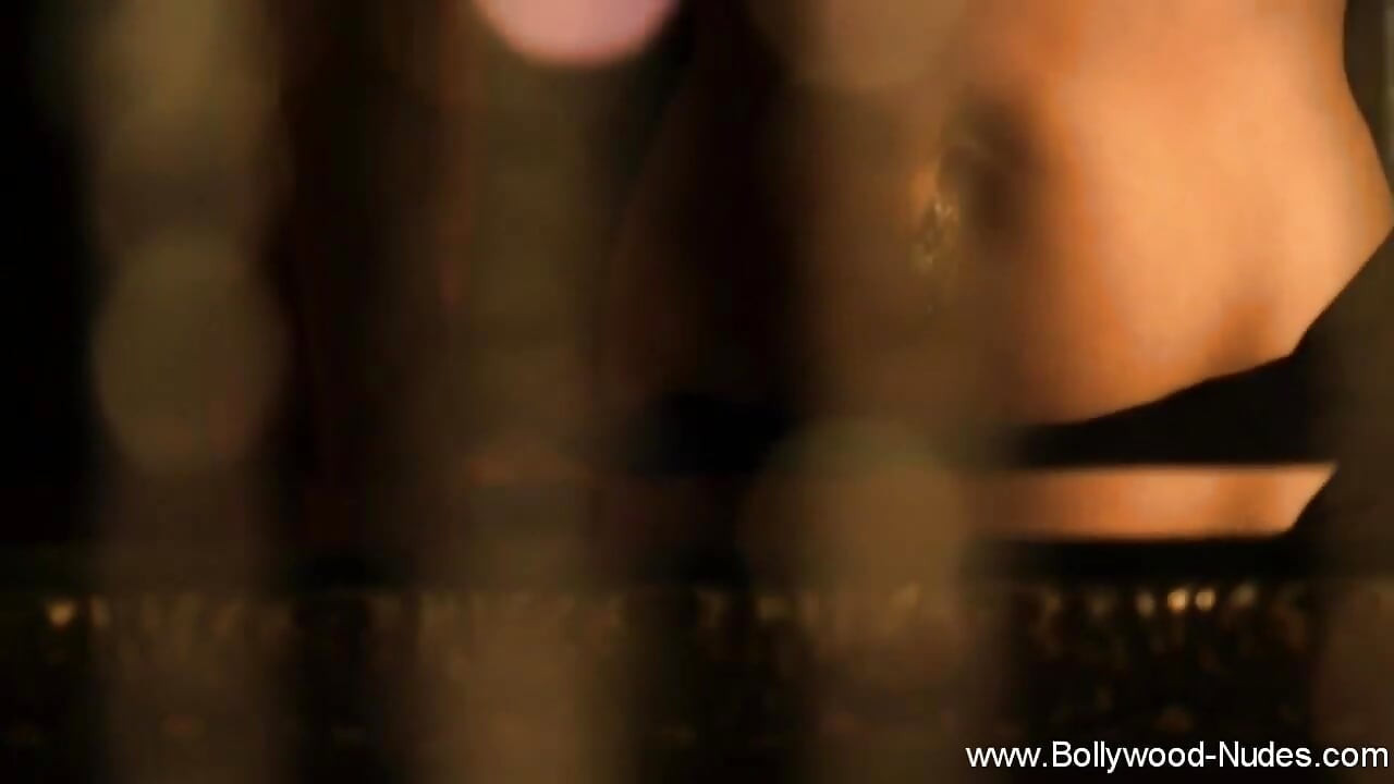 Deva Dassis Sensual Belly Tease