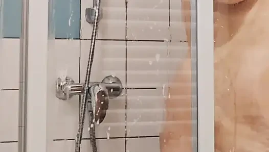 Fun in the shower - real, hot, orgasmic, moaning