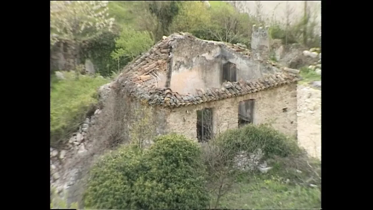 L' Albergo della Paura! (Full Movie)