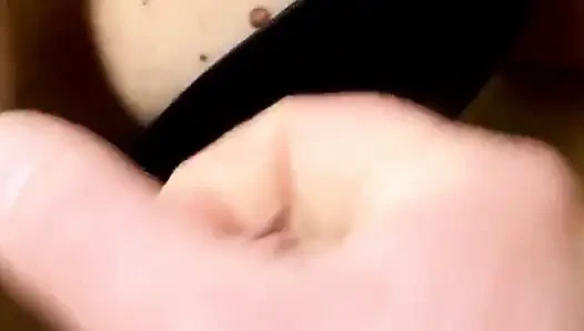 Karım göğüslerine boşalmamı istedi. bakış açısı