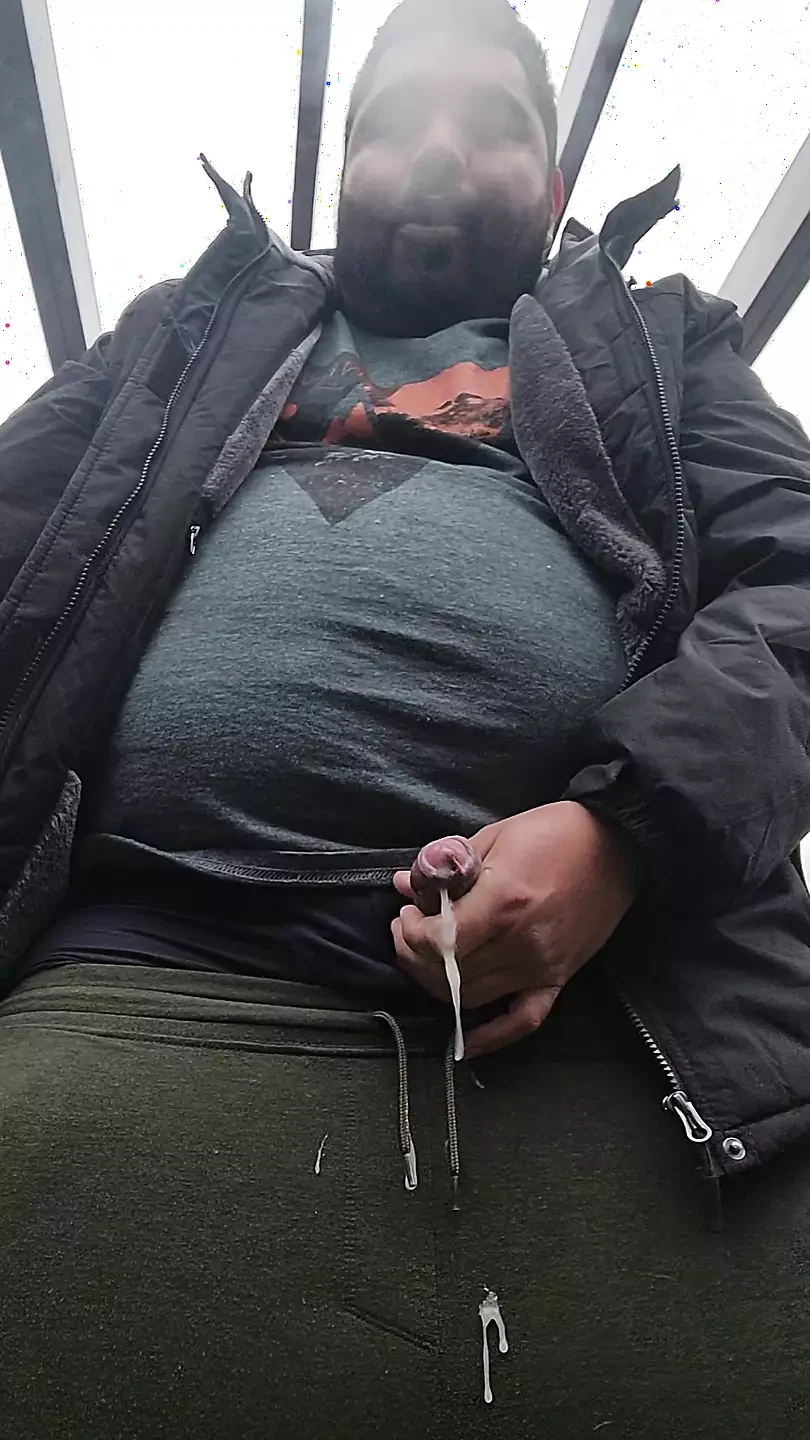 Masturbacja publiczna na świeżym powietrzu