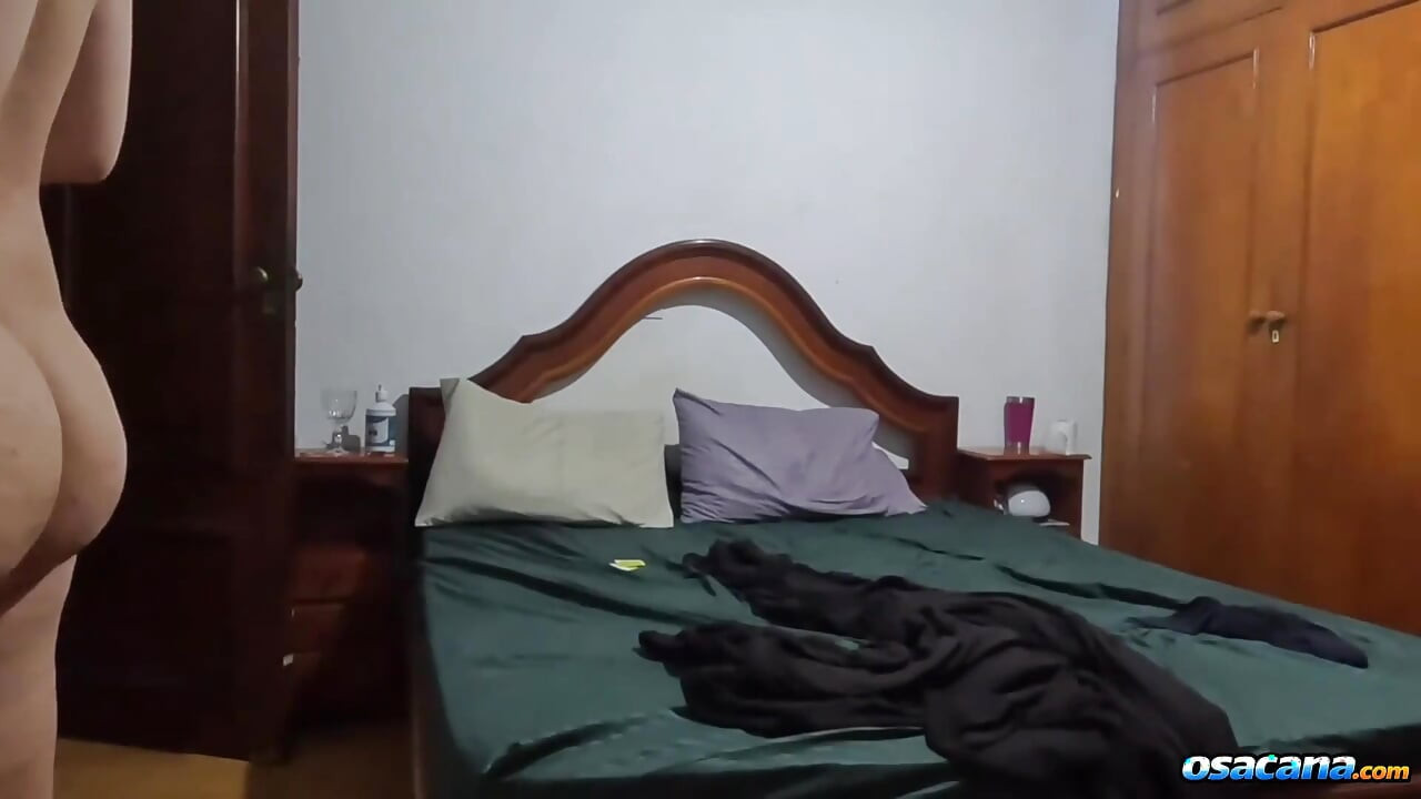 Dotado comendo a bunda do travesti