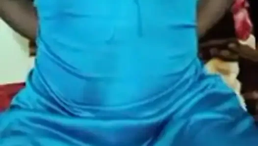 Video call langsung pertamaku dengan memek tetek seksi