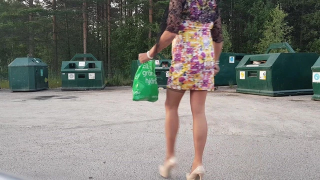 Crossdresser outside
