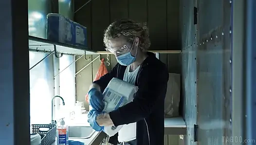 Pure Taboo одинокий Michael Vegas находит любовь в искусственном интеллекте, Ana Foxxx