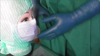 Chirurgiczna kochanka spuszcza się na chirurgiczną siostrę