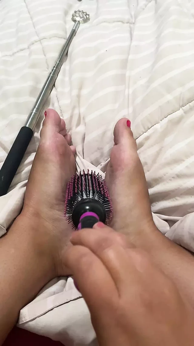 Tickling My Own Feet