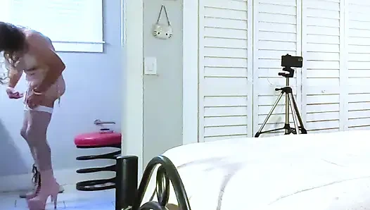 Unorthodox Season One Episode 6