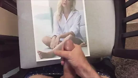 Jordyn jones boşalmak haraç 05