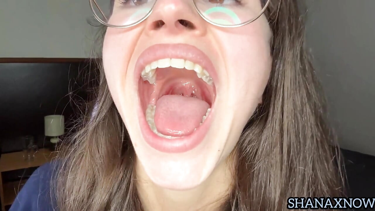 Fetish Talking Before Devouring You Uvula Mouth Fetish