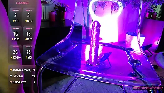 Obrolan seksi alami, tanpa pura-pura. Menggoda dan menyenangkan live, cuckold, trim kaki!