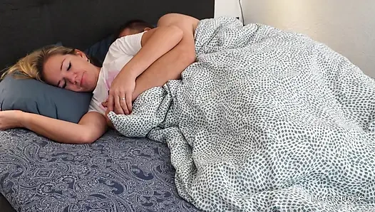 Bangunin Hungover... Dia sudah ada di dalam diriku