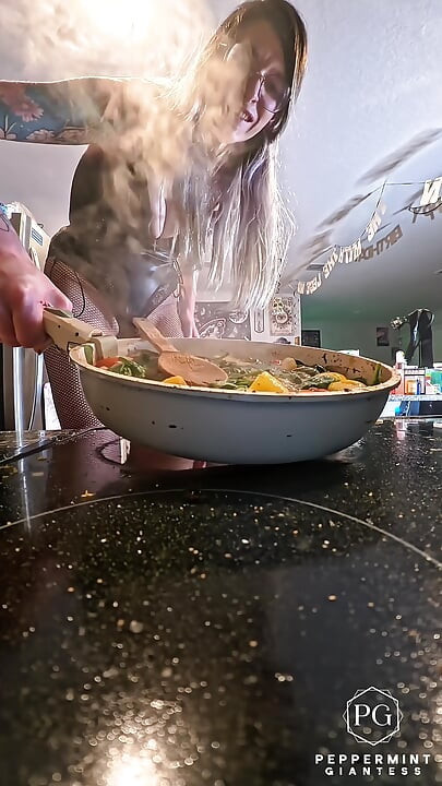 Giantess Serves up Chicken Piccata in 8-inch Heels & Black Lingerie
