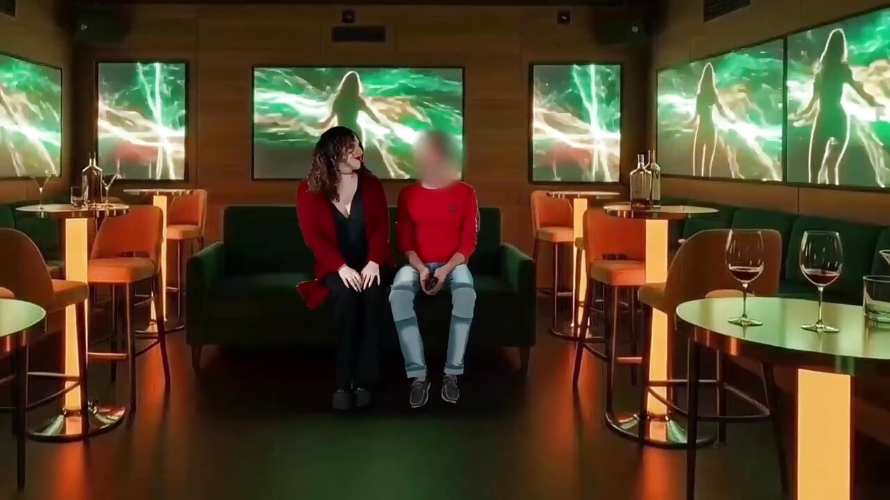 Tôi thủ dâm người quản lý câu lạc bộ karaoke và chồng tôi quay mọi thứ
