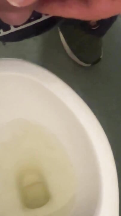 Post psihiatru - pauză de pișat