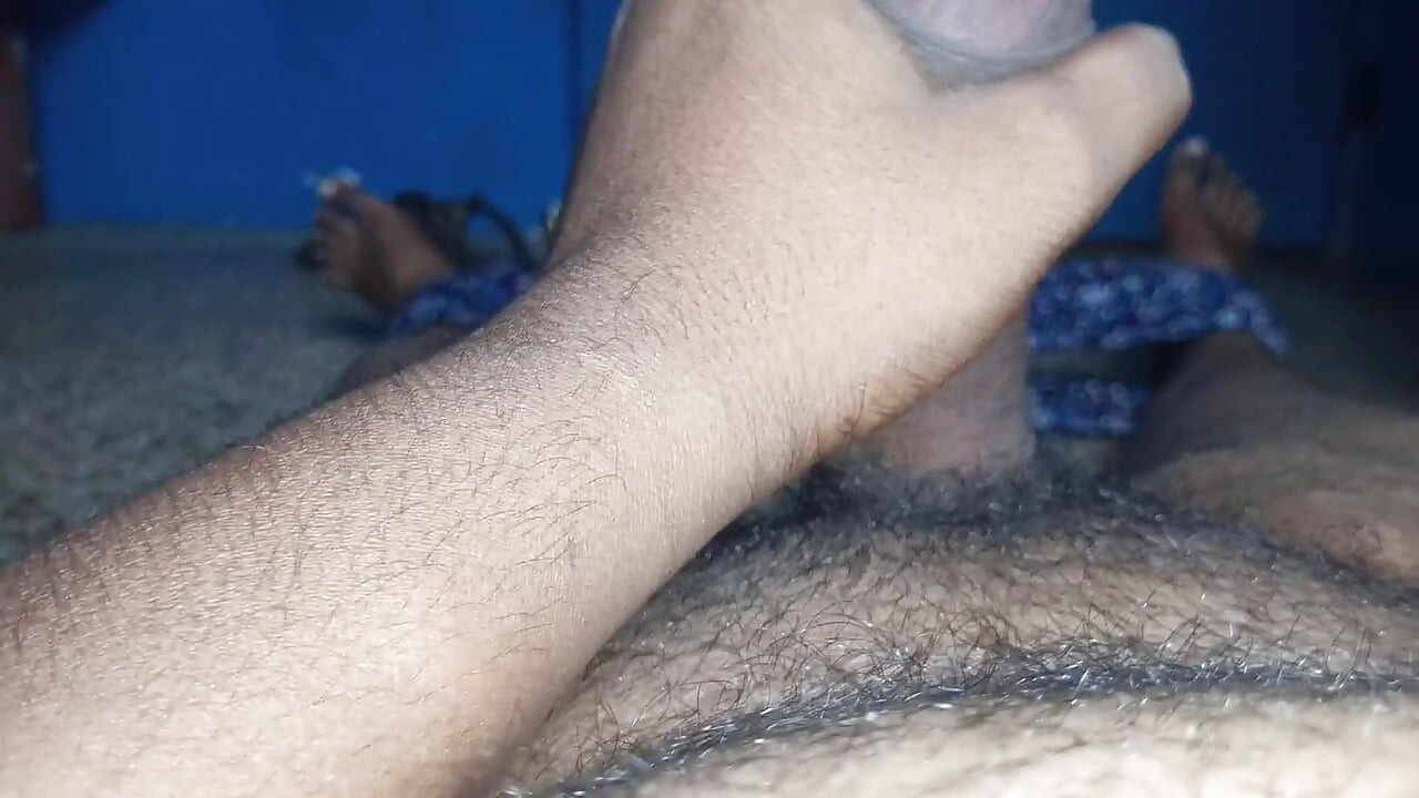 Bengalische ehefrau fickt muschi mit schwanz lecken