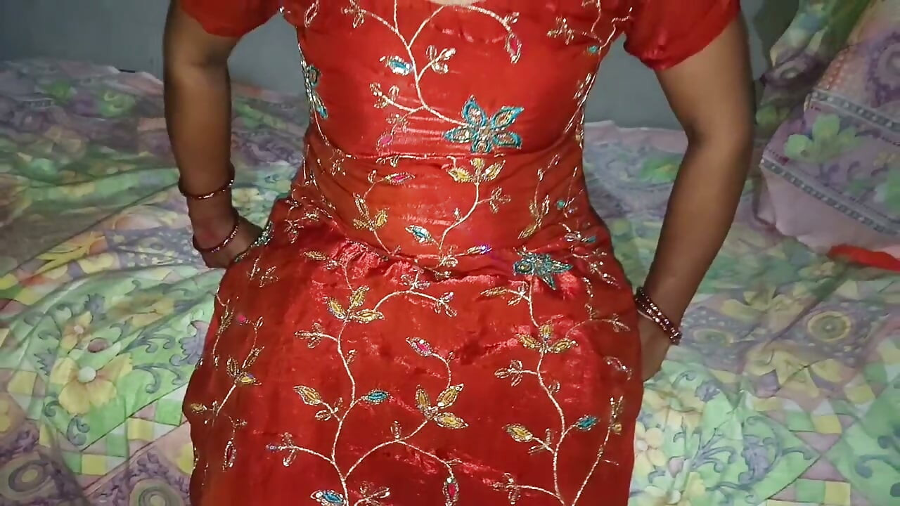 Virgin Young Boy Wants to Play a Sex Game with His Big Boobs Step Stepmother