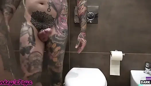 The Kinky Slut Queen "dark Dea" in Horny Wet Fuck and Her Bull Dark in the Bathroom Part 3