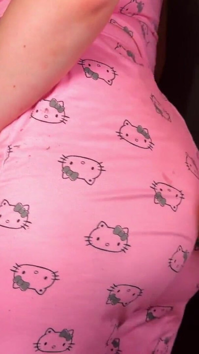 Challenge To CUM Before the Business Meeting(1 Minute). Stepson CUMS immediately on StepMom's Hello Kitty Pajamas | Clip 2