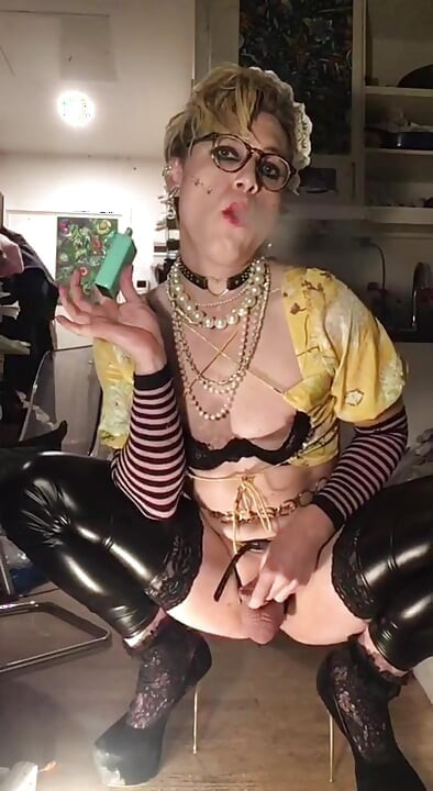 Sissy Girl Jes Brinch Love Her BBC-dildo