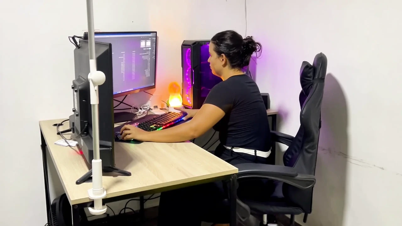 Wife Cheating on Husband at Work with Boss