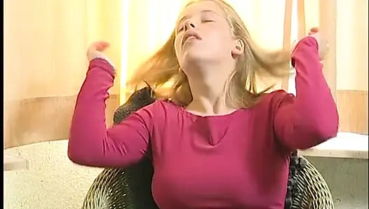 Teen sucking dildo on casting