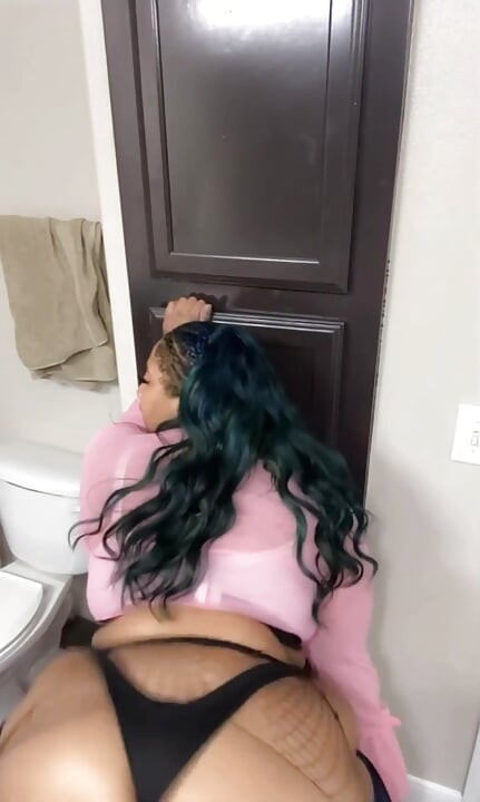 Biggdebbiecakez Is Sucha Tease