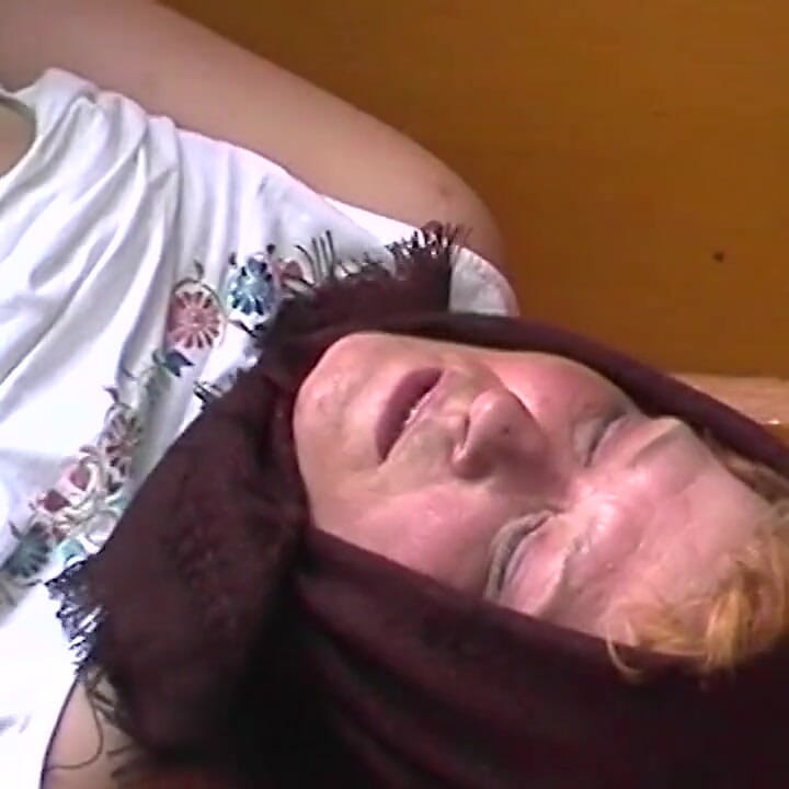 78 years old BBW stepmommy outdoor fucked