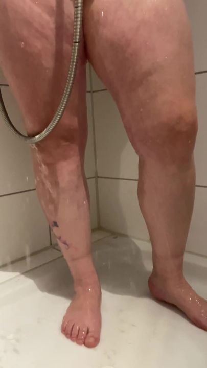 Key moment from "Bbw Pissing  in the Bathroom"