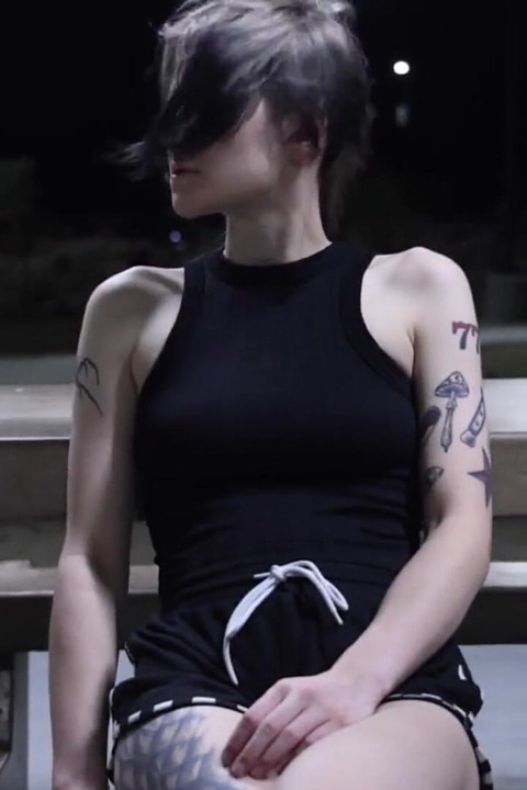 ฉาก Neon Vampire Trilogy 1, 2 และต้น 3