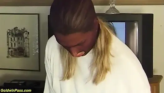 Настоящая немецкая фетиш-терапия сводной сестренки